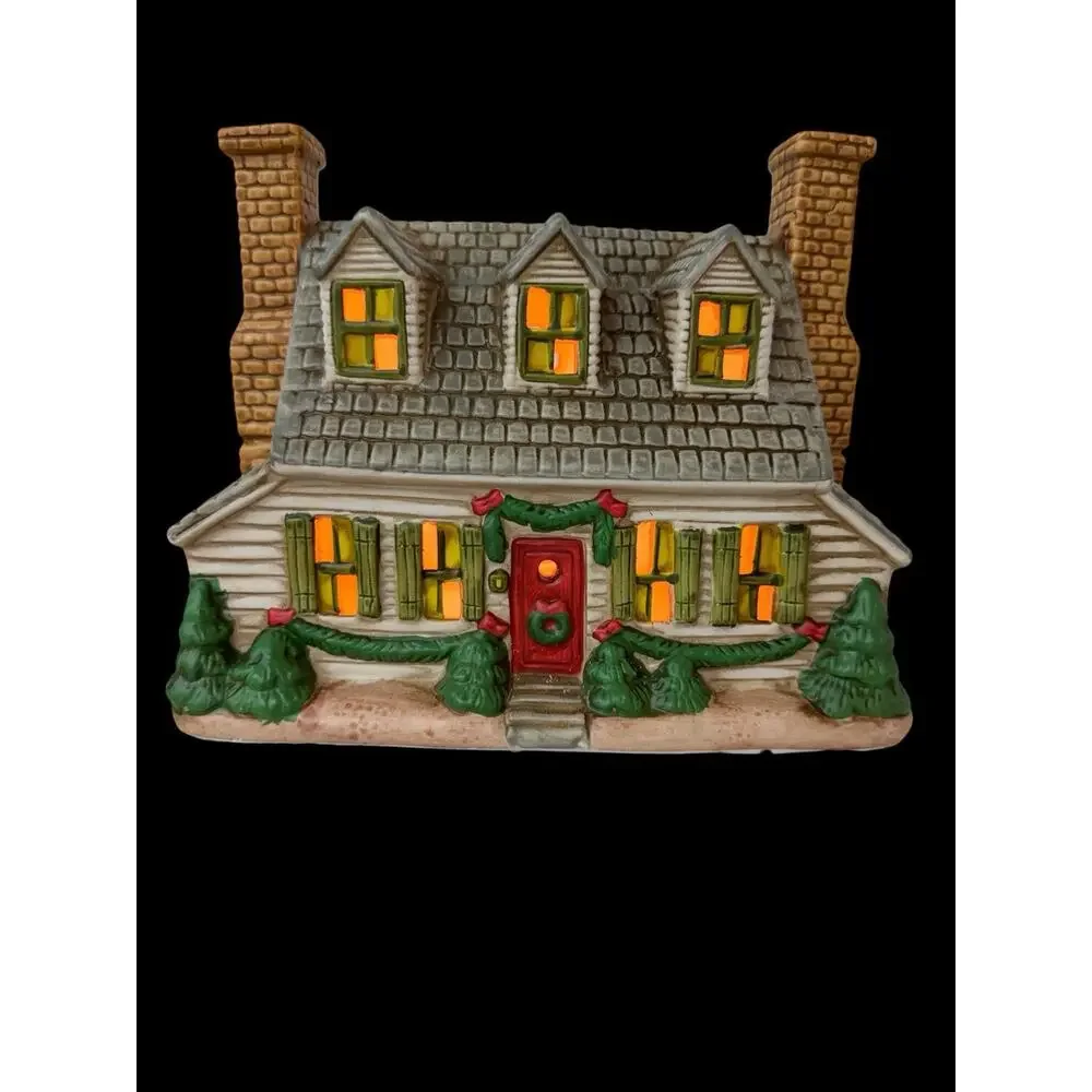 VTG 1986 LEFTON “KINGS COTTAGE” Colonial Village Hand Painted Porcelain Lighted